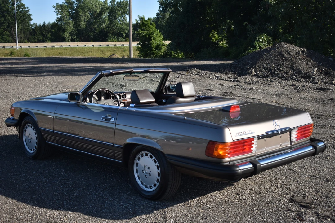 1987 Mercedes-Benz R107 SL-Class - Image 13 of 31