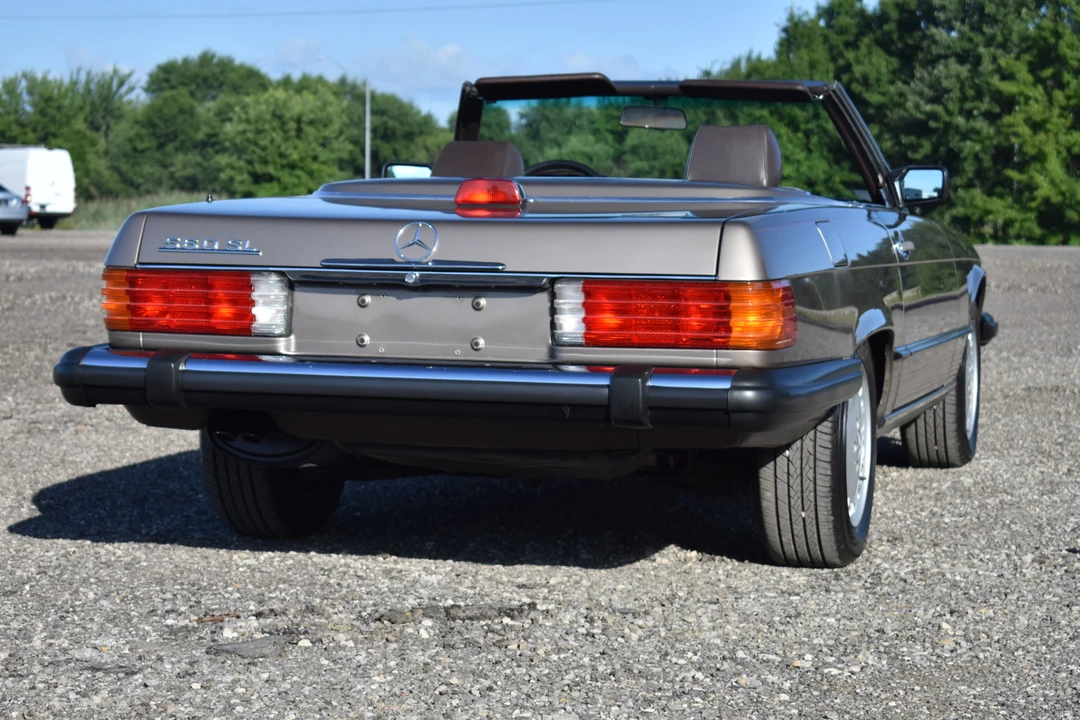 1987 Mercedes-Benz R107 SL-Class - Image 15 of 31