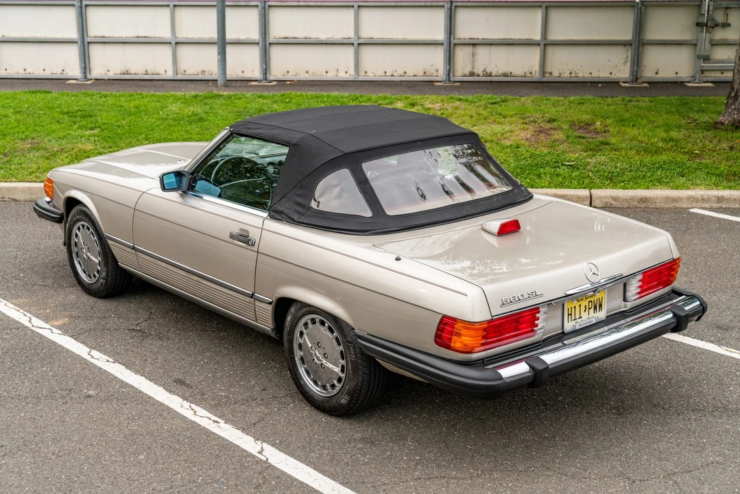 1987 Mercedes-Benz R107 SL-Class - Image 11 of 31