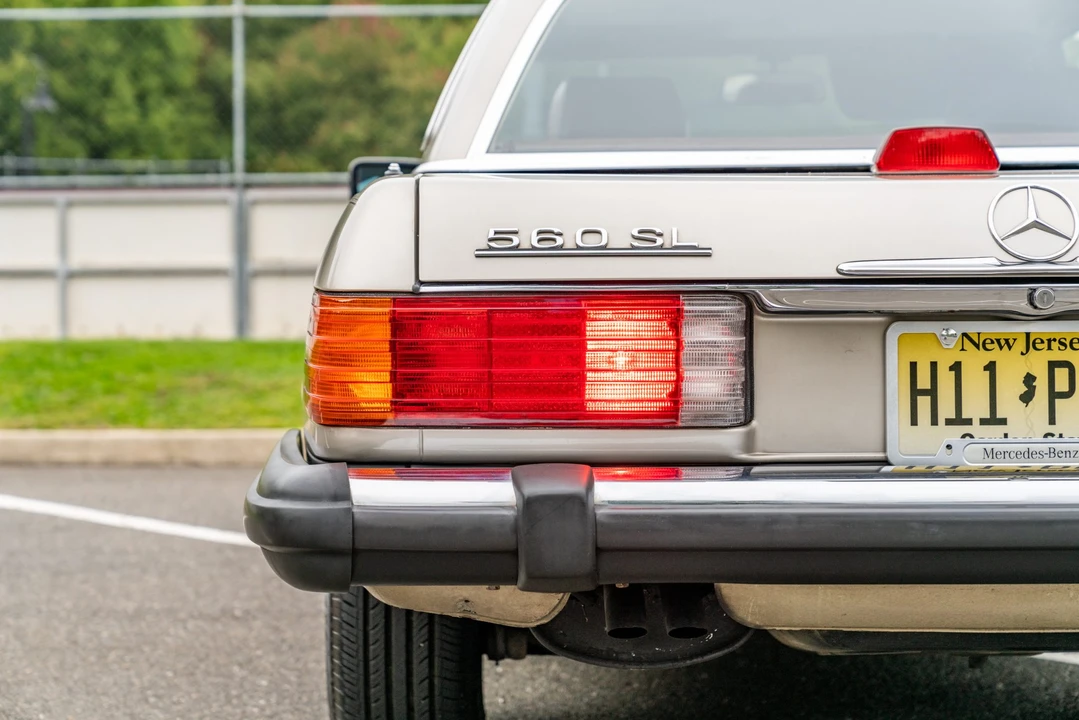 1987 Mercedes-Benz R107 SL-Class - Image 23 of 31