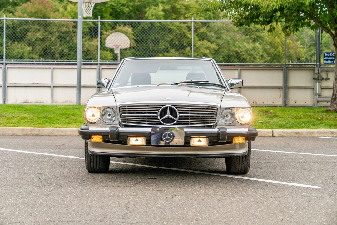 1987 Mercedes-Benz R107 SL-Class - Image 2 of 31
