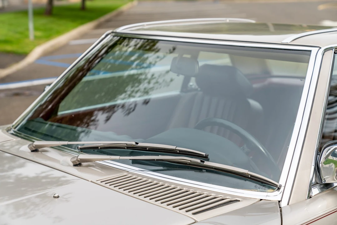 1987 Mercedes-Benz R107 SL-Class - Image 29 of 31