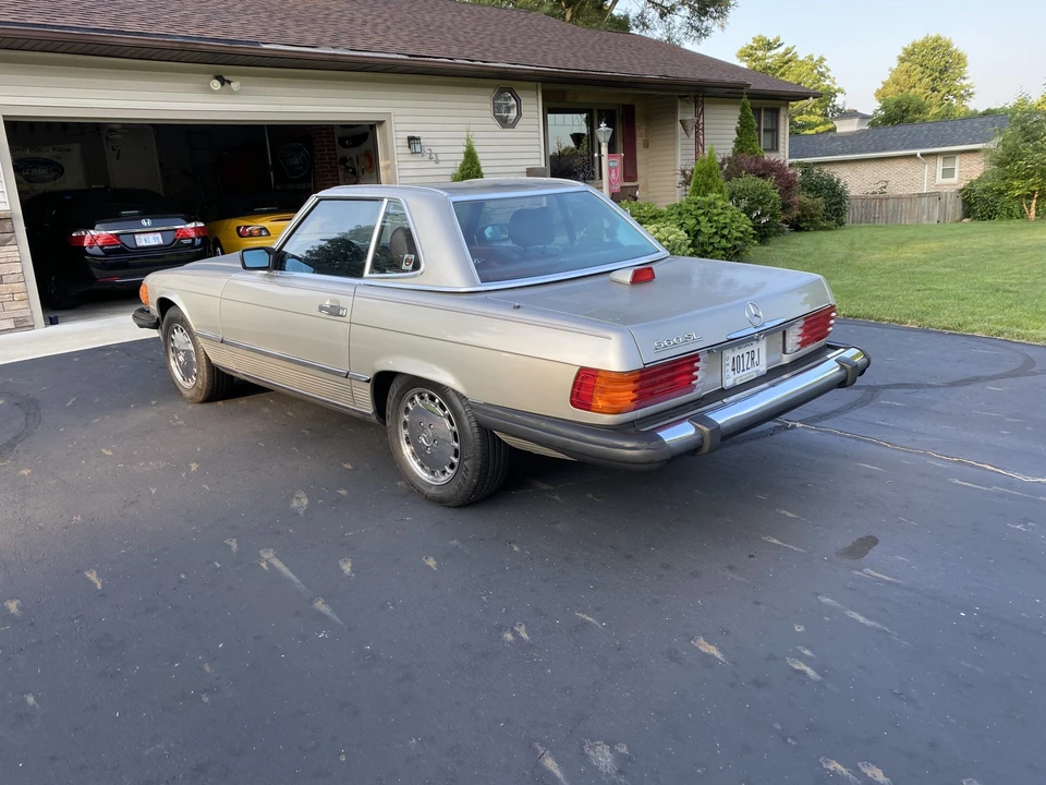 1987 Mercedes-Benz R107 SL-Class - Image 11 of 31