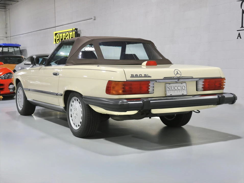 1987 Mercedes-Benz R107 SL-Class - Image 23 of 31