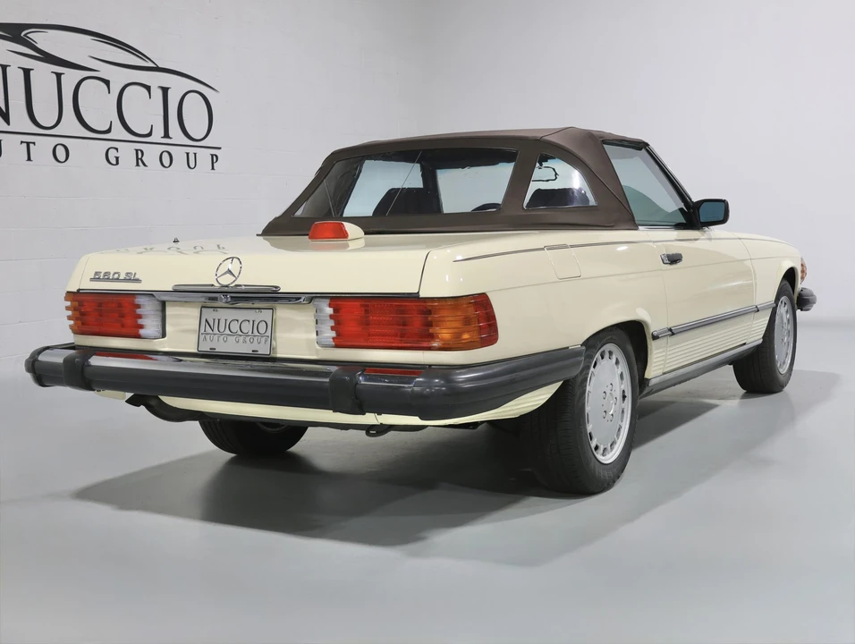 1987 Mercedes-Benz R107 SL-Class - Image 21 of 31