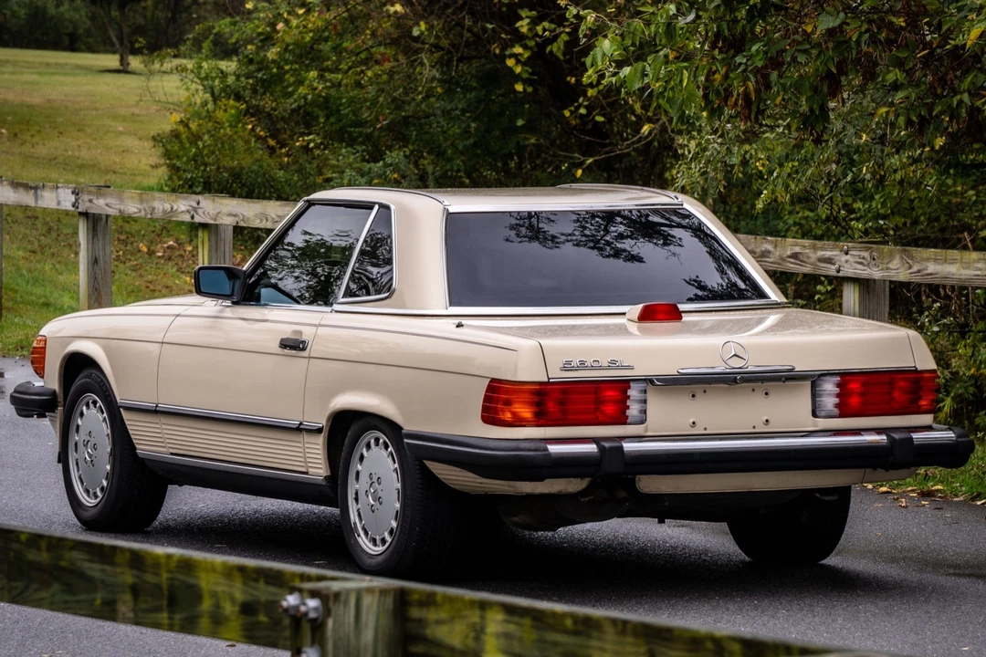 1987 Mercedes-Benz R107 SL-Class - Image 28 of 31
