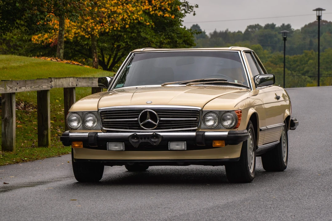 1987 Mercedes-Benz R107 SL-Class - Image 17 of 31