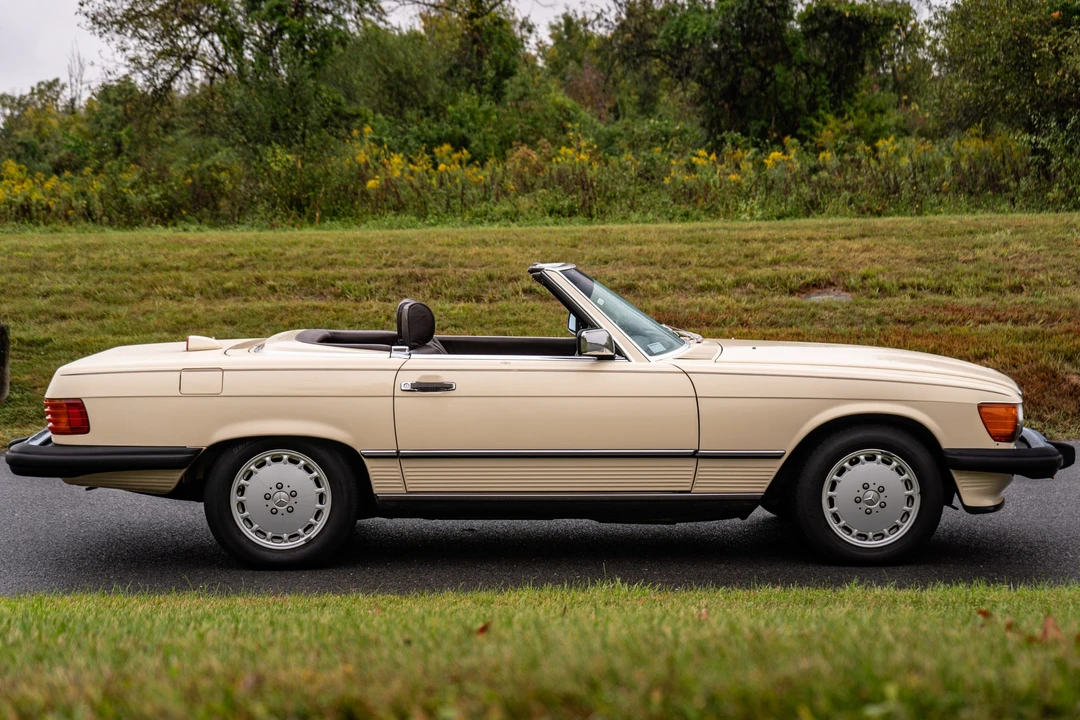 1987 Mercedes-Benz R107 SL-Class - Image 7 of 31