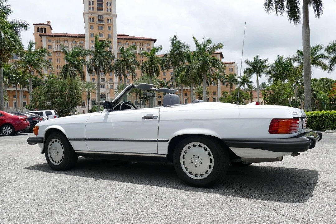 1987 Mercedes-Benz R107 SL-Class - Image 11 of 31