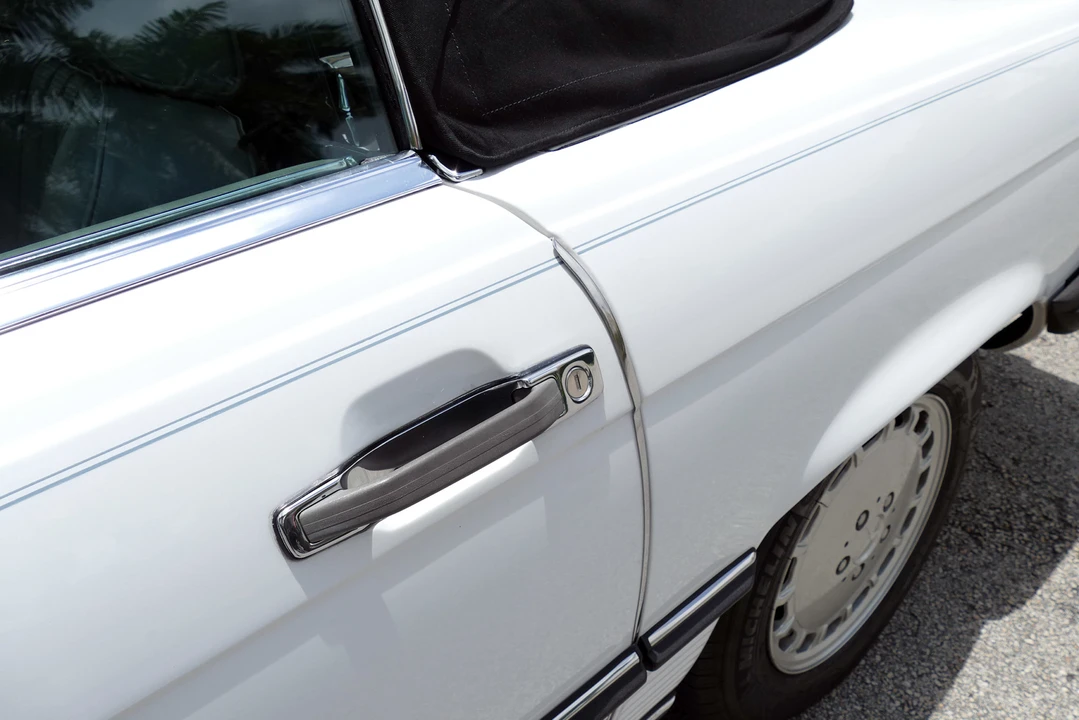1987 Mercedes-Benz R107 SL-Class - Image 26 of 31