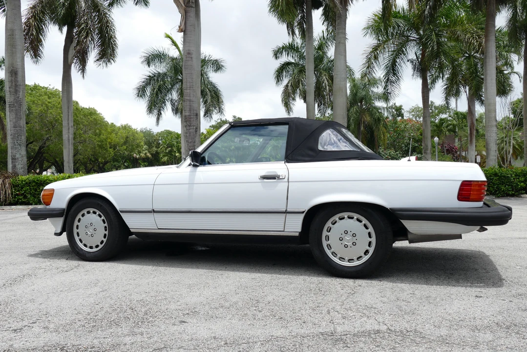 1987 Mercedes-Benz R107 SL-Class - Image 12 of 31