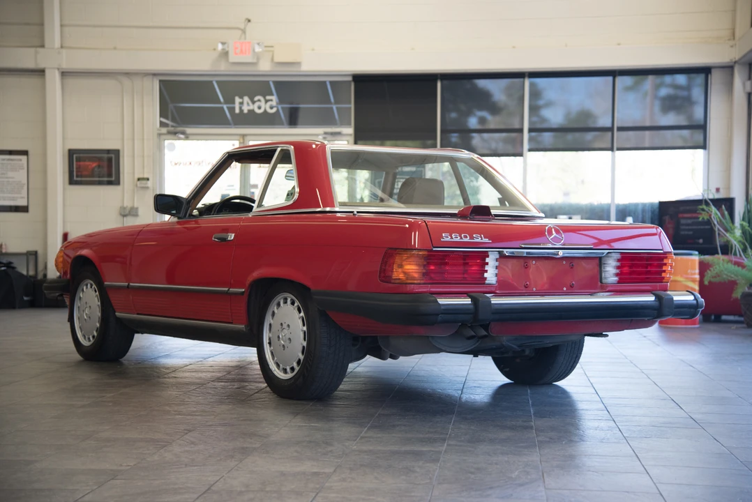 1987 Mercedes-Benz R107 SL-Class - Image 11 of 31