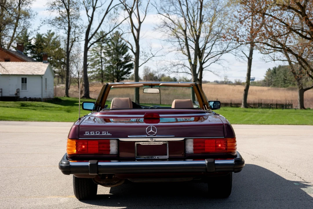 1987 Mercedes-Benz R107 SL-Class - Image 17 of 31