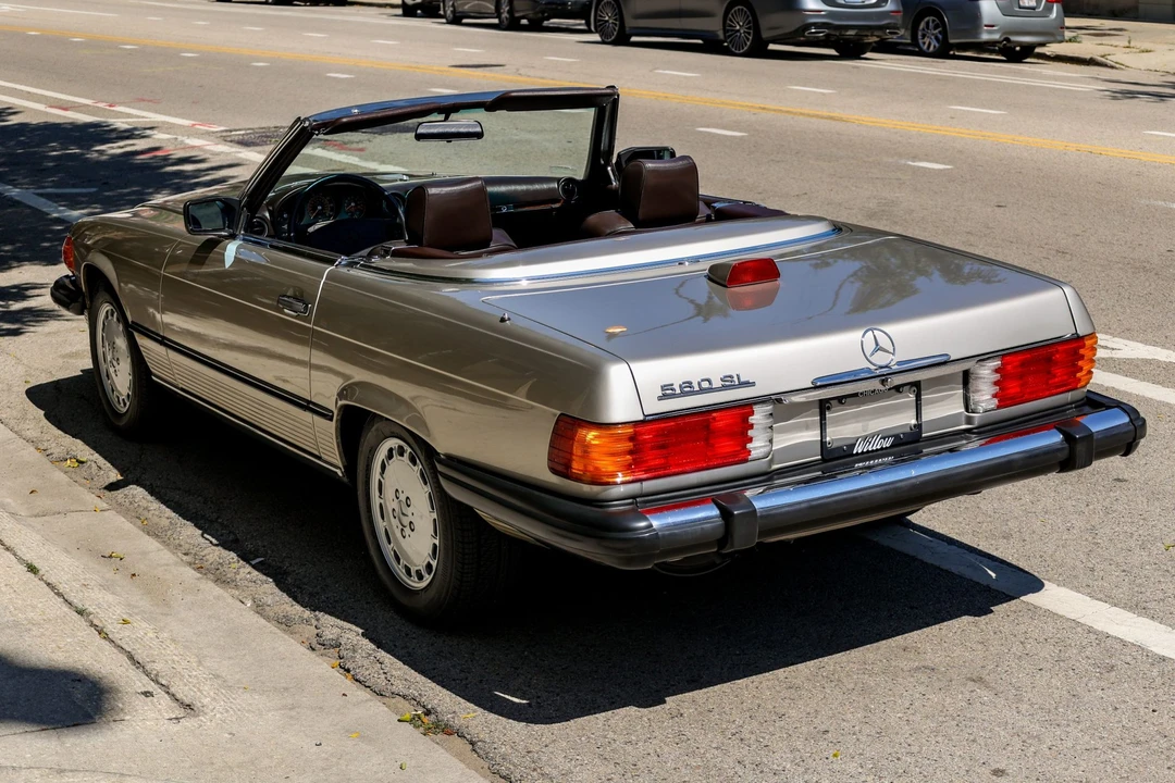 1987 Mercedes-Benz R107 SL-Class - Image 8 of 31