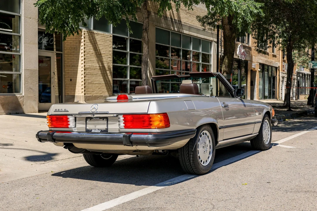 1987 Mercedes-Benz R107 SL-Class - Image 17 of 31