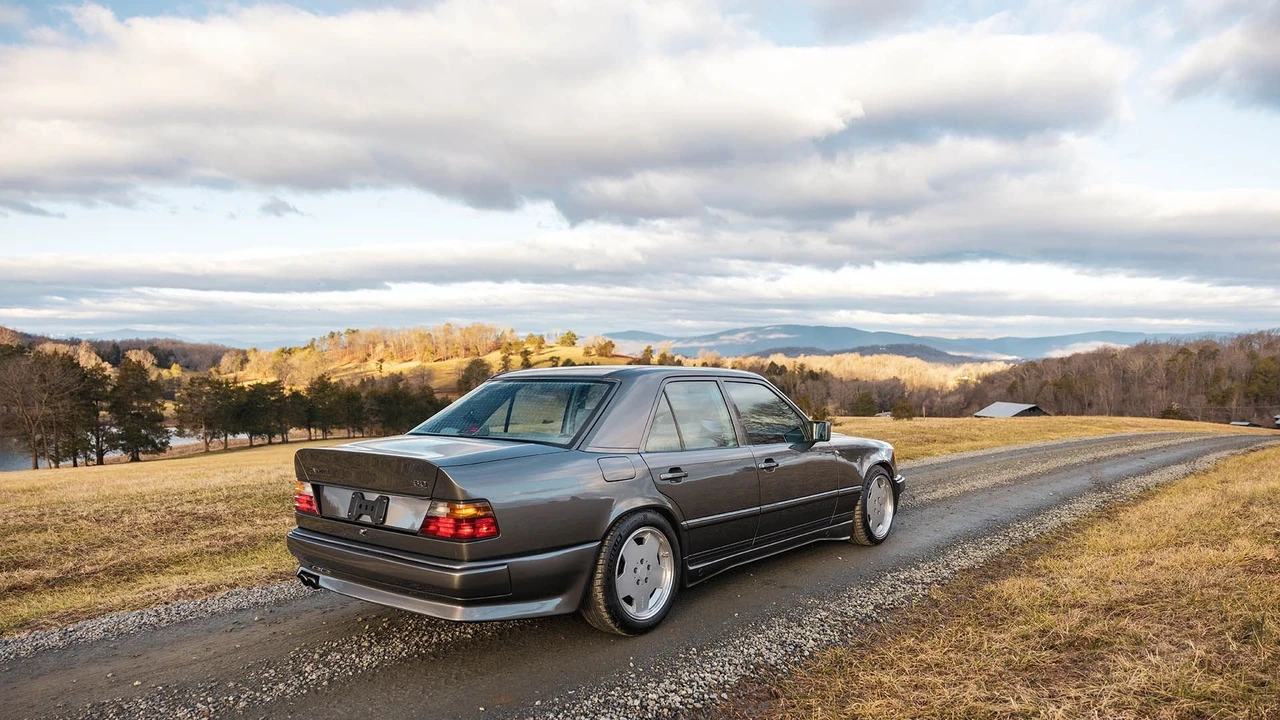1987 Mercedes-Benz W124 E-Class - Image 14 of 31