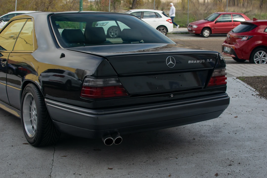 1995 Mercedes-Benz W124 E-Class - Image 24 of 31