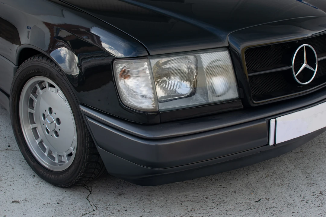 1995 Mercedes-Benz W124 E-Class - Image 17 of 31