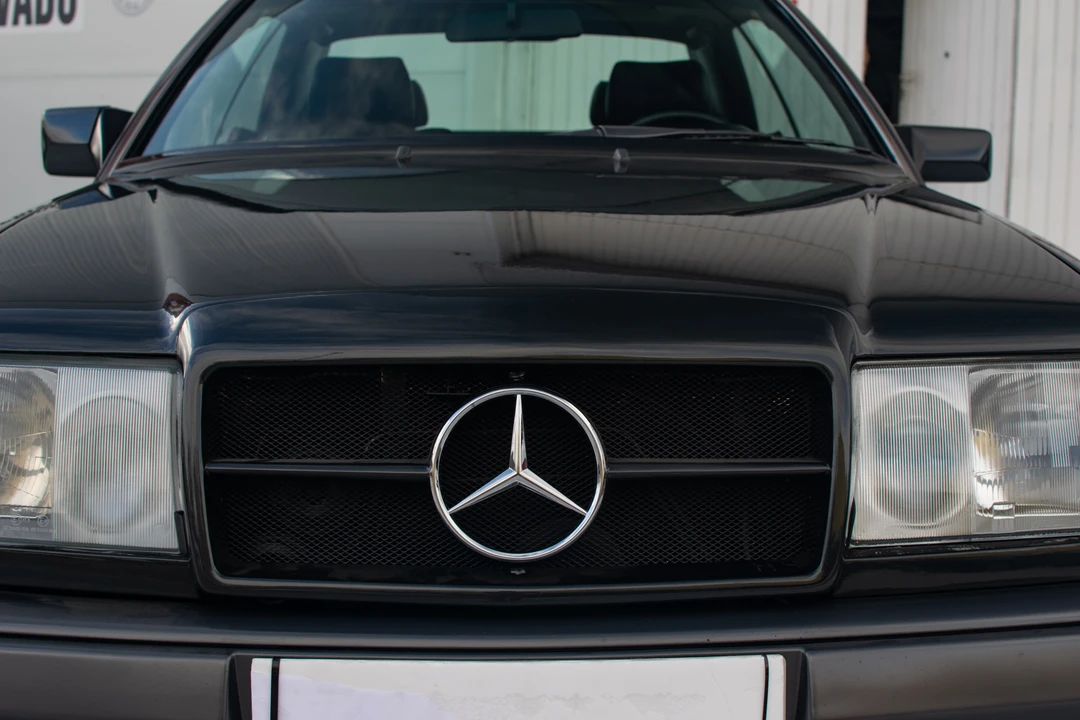 1995 Mercedes-Benz W124 E-Class - Image 20 of 31