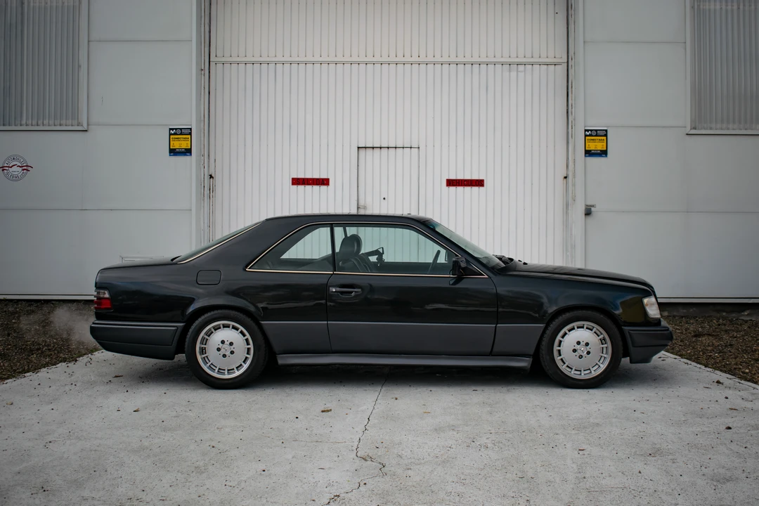 1995 Mercedes-Benz W124 E-Class - Image 5 of 31
