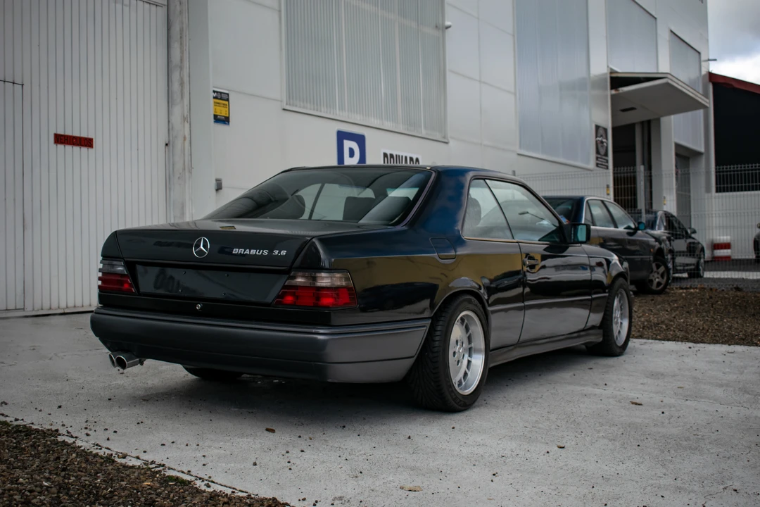 1995 Mercedes-Benz W124 E-Class - Image 6 of 31