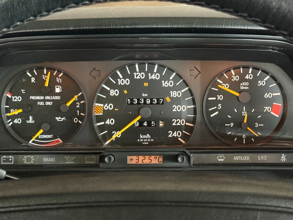 1987 Mercedes-Benz 190E - Image 15 of 21