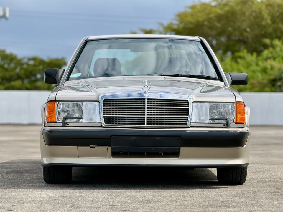 1987 Mercedes-Benz 190E - Image 8 of 21
