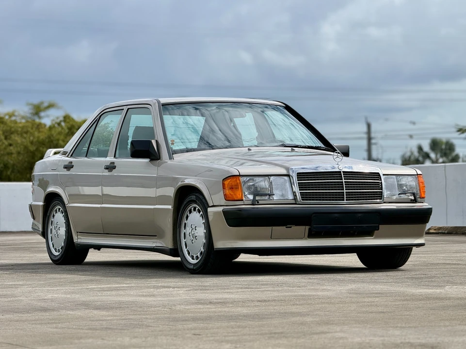 1987 Mercedes-Benz 190E - Image 7 of 21