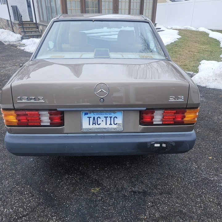 1987 Mercedes-Benz W124 E-Class - Image 3 of 21