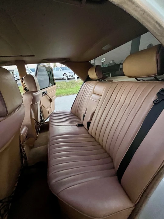 1987 Mercedes-Benz W124 E-Class - Image 15 of 19