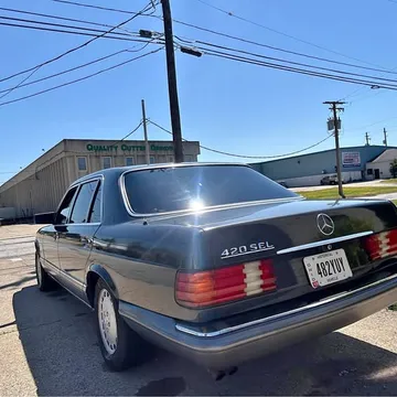 1987 Mercedes-Benz S-Class S 420 Sedan 4D
