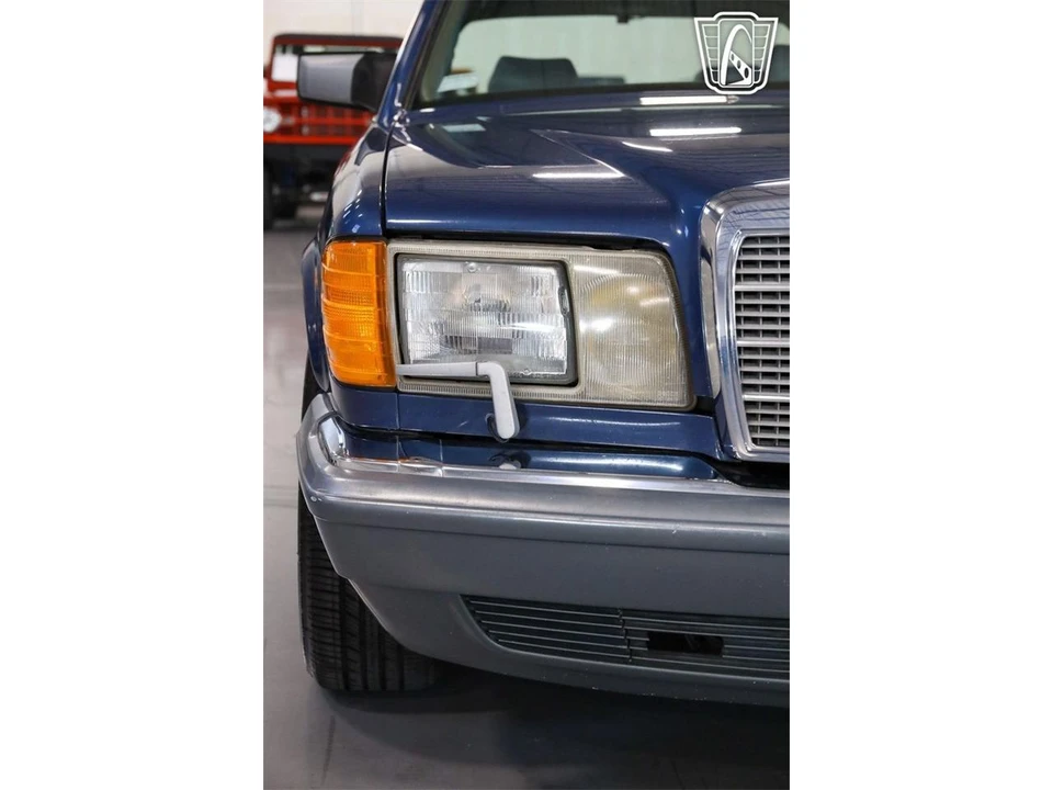 1987 Mercedes-Benz W126 S-Class Sedan - Image 8 of 31