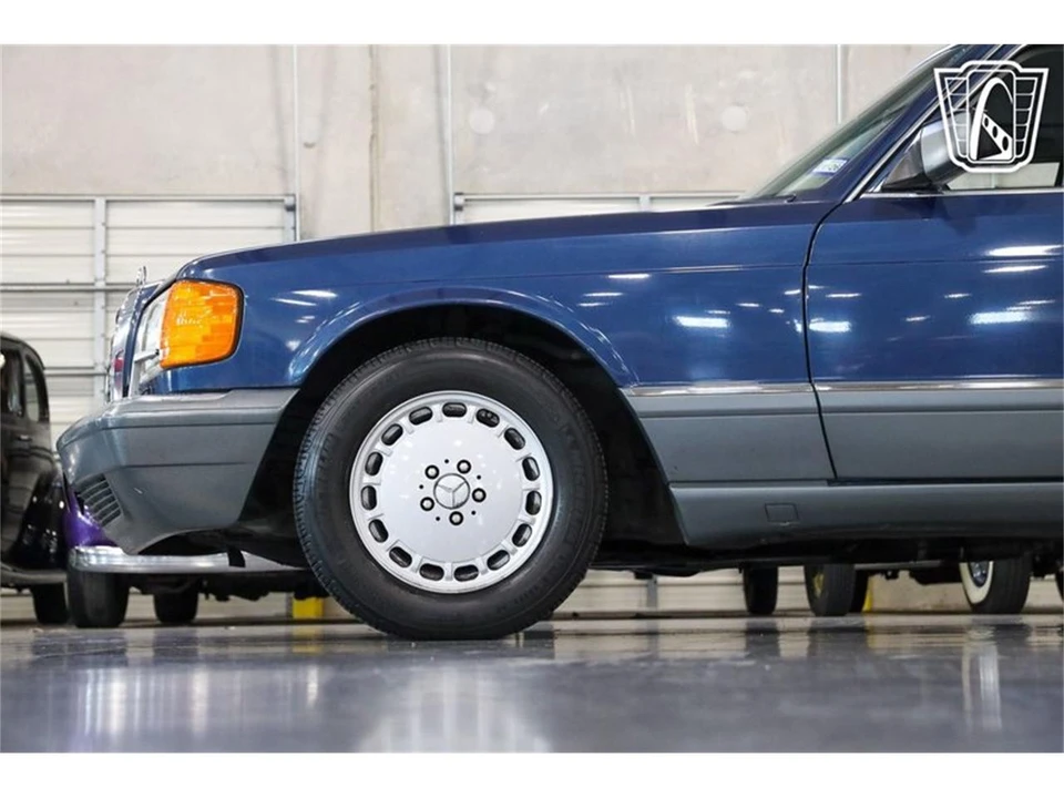 1987 Mercedes-Benz W126 S-Class Sedan - Image 19 of 31