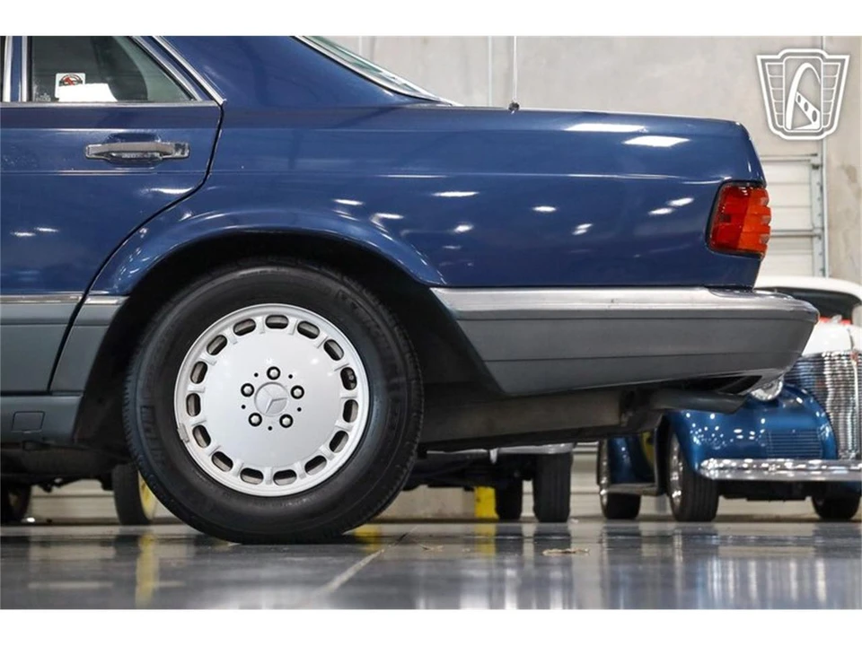 1987 Mercedes-Benz W126 S-Class Sedan - Image 21 of 31