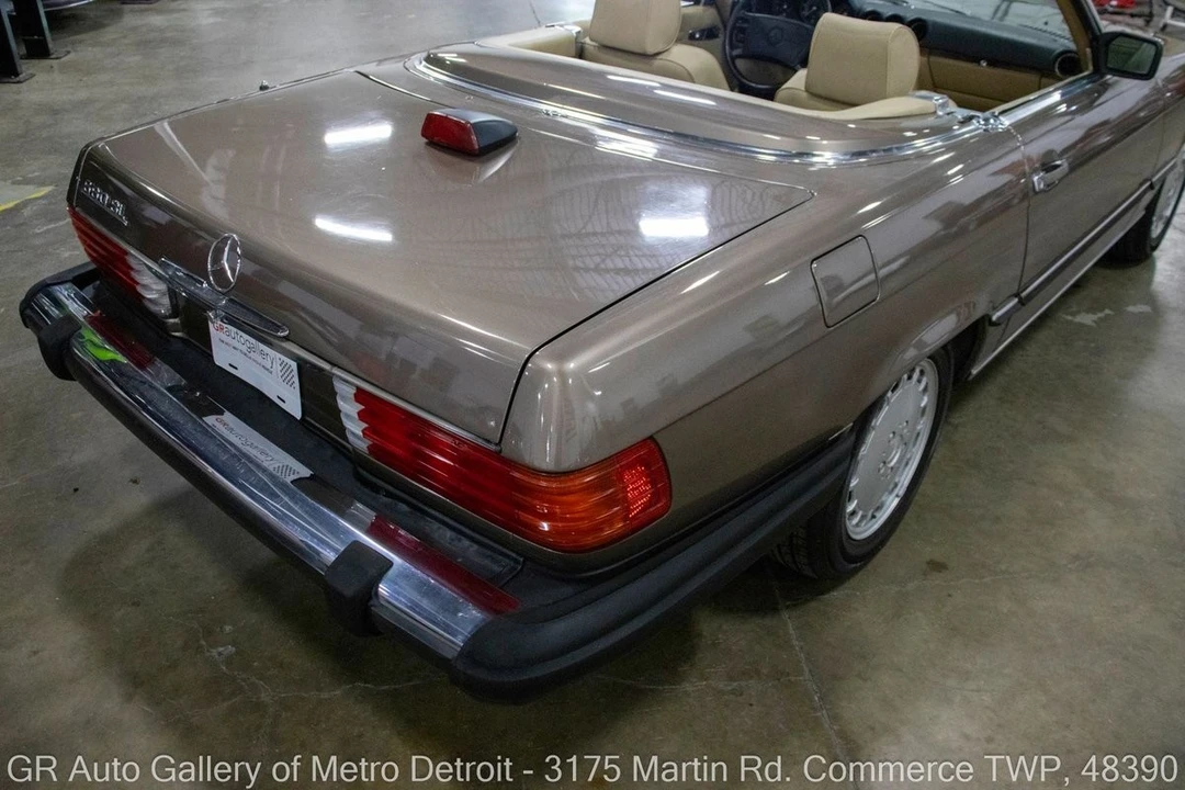 1987 Mercedes-Benz R107 SL-Class - Image 15 of 31