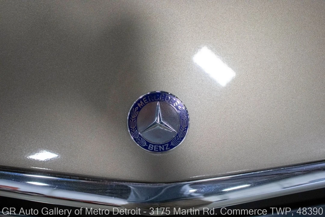 1987 Mercedes-Benz R107 SL-Class - Image 28 of 31