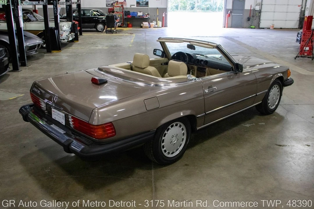 1987 Mercedes-Benz R107 SL-Class - Image 9 of 31