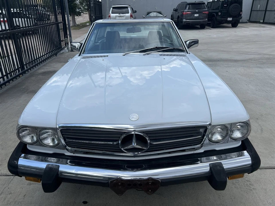 1987 Mercedes-Benz R107 SL-Class - Image 3 of 24