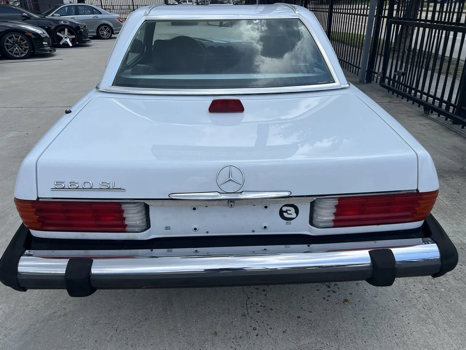 1987 Mercedes-Benz R107 SL-Class - Image 8 of 24