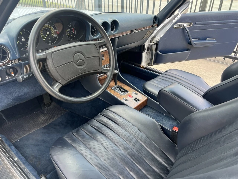 1987 Mercedes-Benz R107 SL-Class - Image 19 of 24