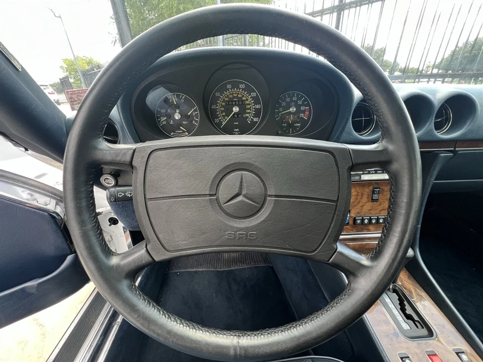 1987 Mercedes-Benz R107 SL-Class - Image 21 of 24