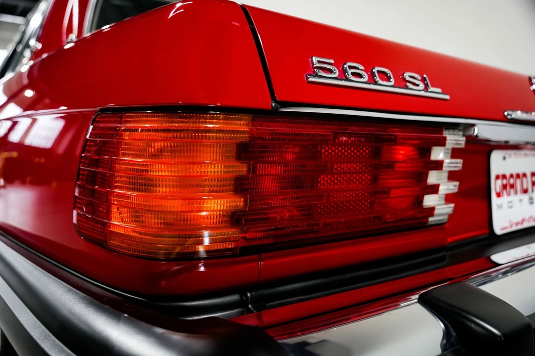 1987 Mercedes-Benz R107 SL-Class - Image 30 of 31