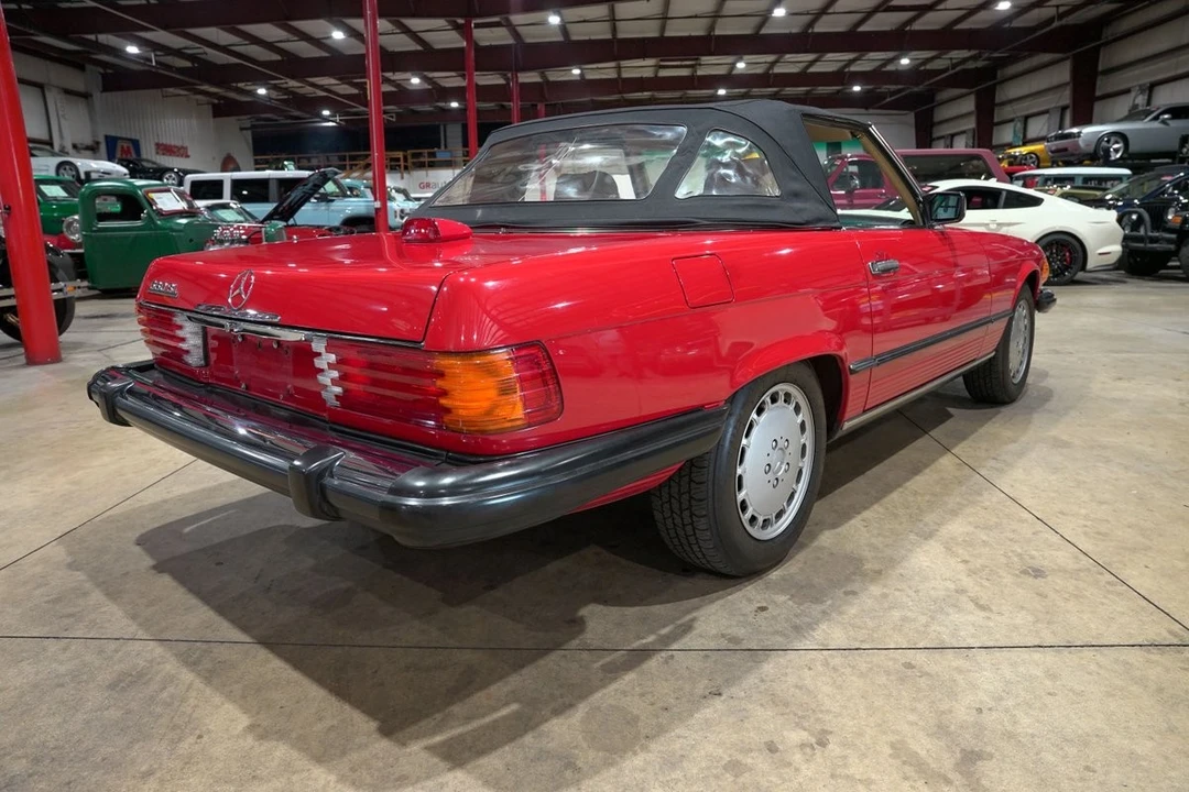 1987 Mercedes-Benz R107 SL-Class - Image 24 of 31