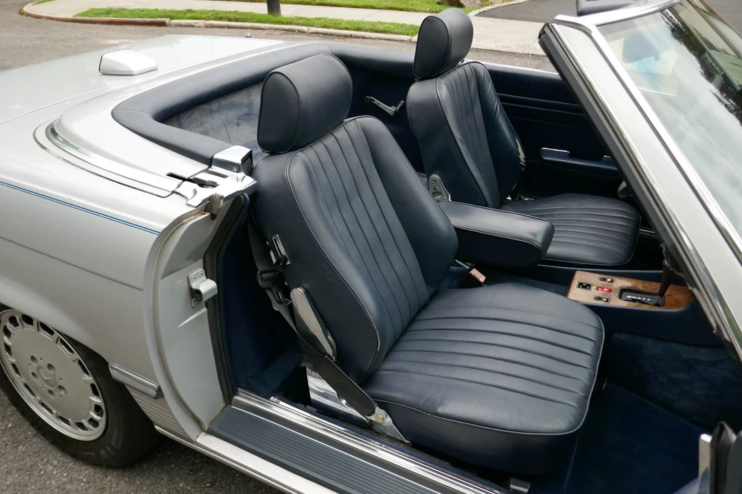 1987 Mercedes-Benz R107 SL-Class - Image 18 of 31