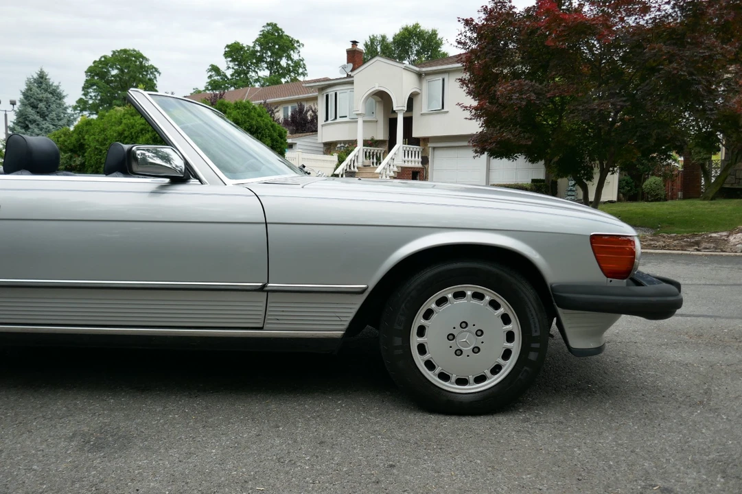 1987 Mercedes-Benz R107 SL-Class - Image 14 of 31