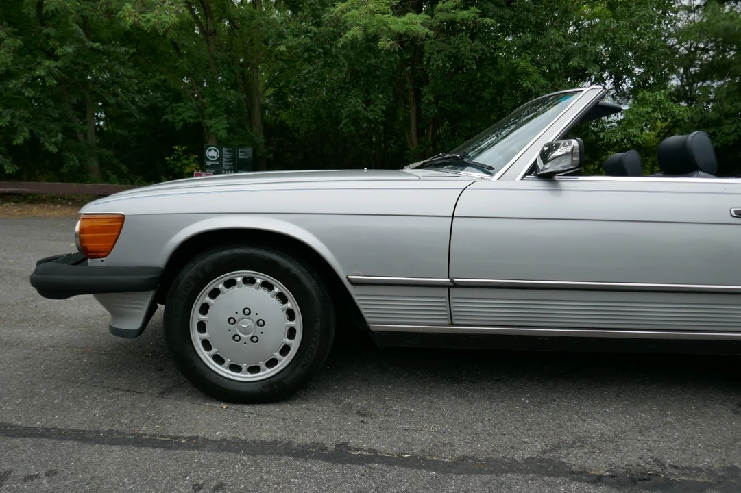 1987 Mercedes-Benz R107 SL-Class - Image 9 of 31