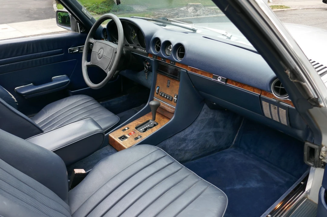 1987 Mercedes-Benz R107 SL-Class - Image 17 of 31