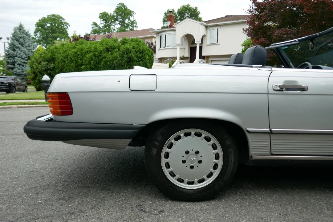 1987 Mercedes-Benz R107 SL-Class - Image 13 of 31