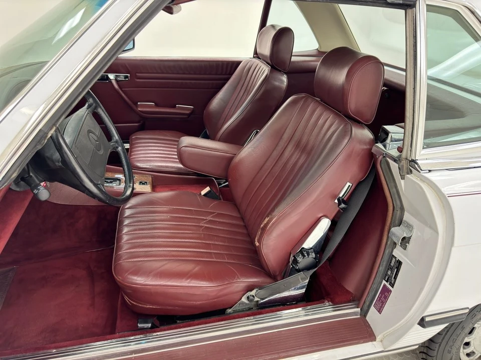 1987 Mercedes-Benz R107 SL-Class - Image 29 of 31