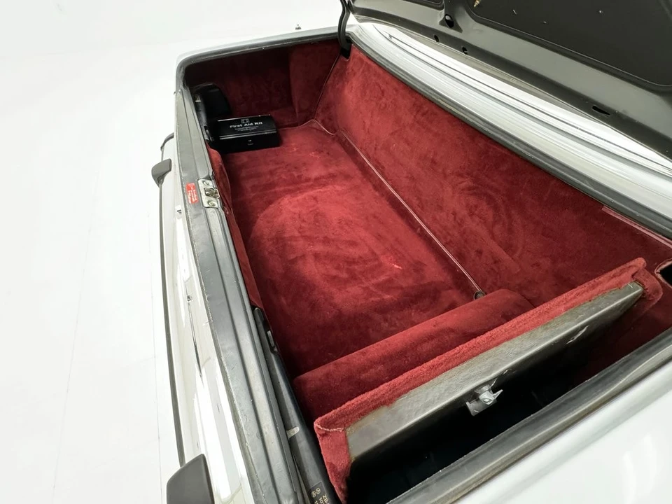 1987 Mercedes-Benz R107 SL-Class - Image 26 of 31